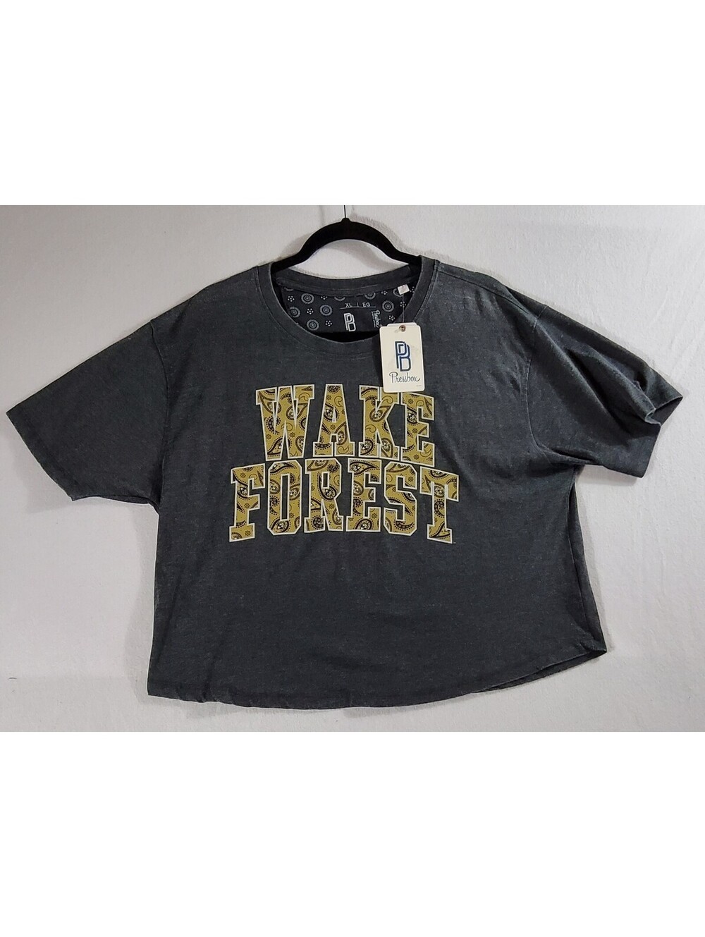 Wake Forest Demon Deacons Cropped T-Shirt Women's Sz XL Gray Fan Gear NWT